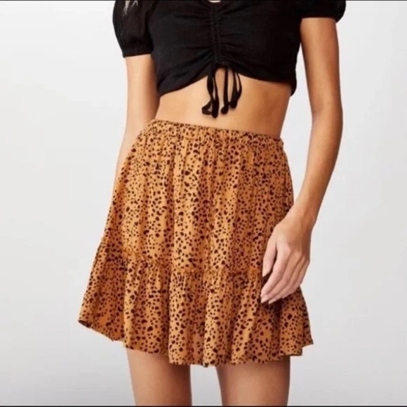 Y2K Leopard Print mini Skirt - Picture 2 of 8